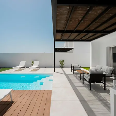 Geca Ideal With Private Pool *